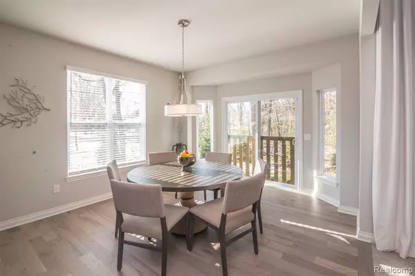 Farmington, MI 48336,24170 LIBERTY HILL Drive