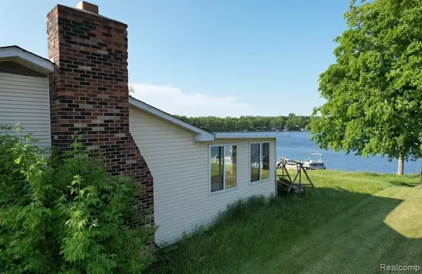 3161 HENDERSON LAKE Road, Prescott, MI 48756 9338