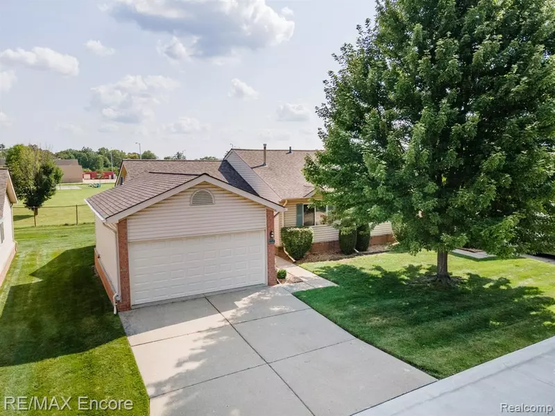 7054 PATRICIA Court, Center Line, MI 48015 1020