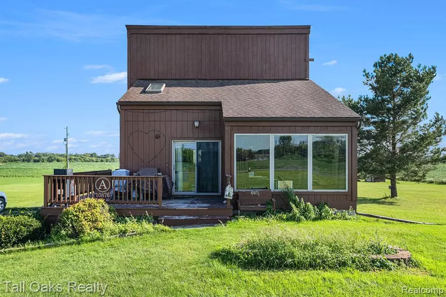 10876 E BROOKS Road, Lennon, MI 48449 9522