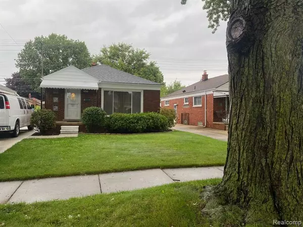 20837 FRAZHO Street, Saint Clair Shores, MI 48081 1813