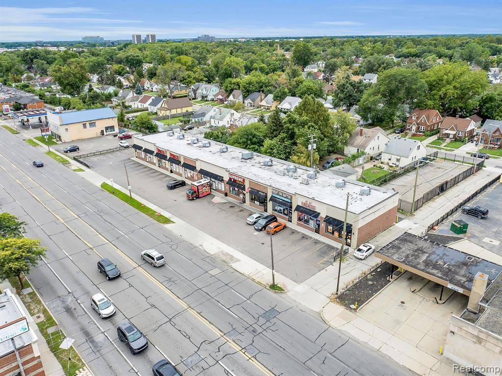 Detroit, MI 48228 3785,6901 GREENFIELD Road