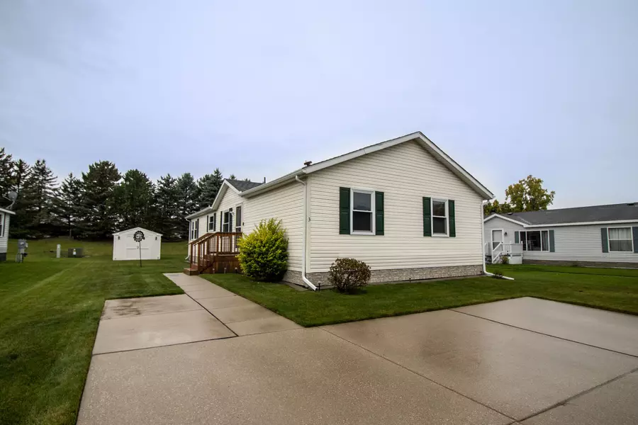 3 Brookfield, Swartz Creek, MI 48473 1295