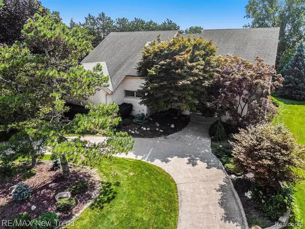 2029 Birchwood Way, Bloomfield Hills, MI 48302 1601