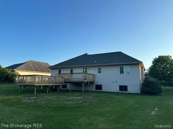 Swartz Creek, MI 48473 9190,8495 SANDERS Drive