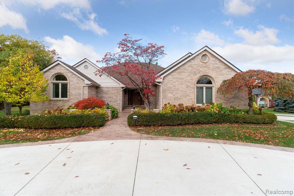 1966 DELL ROSE Drive,  Bloomfield Hills,  MI 48302 0116