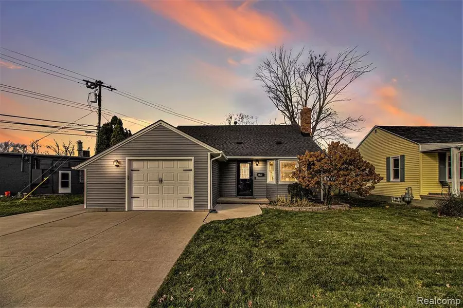 21830 LINCOLN Street, Rockwood, MI 48173 1127