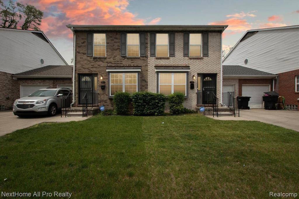 15401 MEYERS Road, Detroit, MI 48227 4097