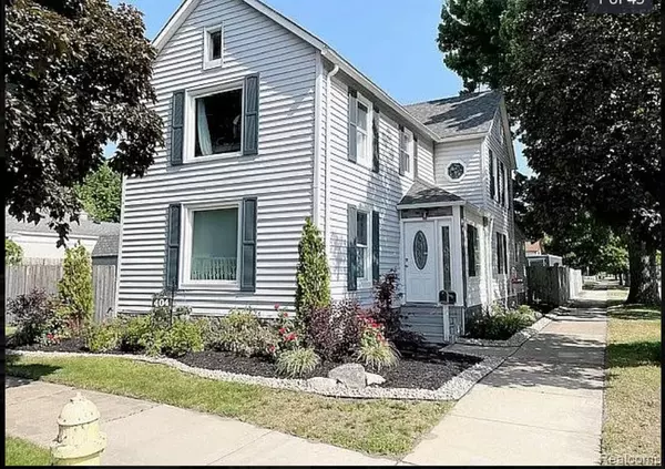 404 PINE Street,  Wyandotte,  MI 48192 6238