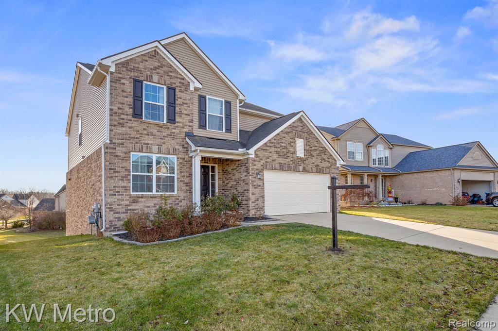 Ypsilanti, MI 48198 7609,7966 Hallie Drive
