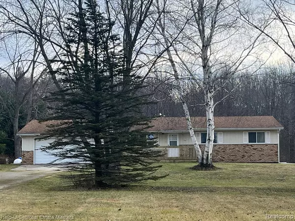 Kimball, MI 48074 4201,304 PINE RIVER Road