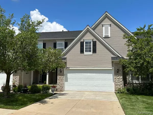 142 BURWYCK PARK Drive,  Saline,  MI 48176 8742