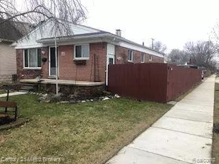 Saint Clair Shores, MI 48081 1482,28131 ELMDALE Street