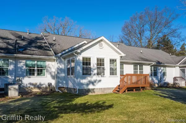 Howell, MI 48843 4181,1226 CURZON Street