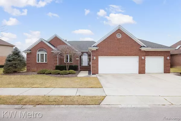 42715 CHIPPEWA Drive,  Clinton Township,  MI 48038 5564