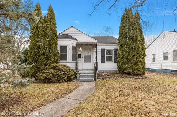 Harper Woods, MI 48225 2105,18905 ELKHART Street