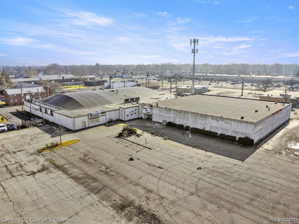 Dearborn Heights, MI 48127 3281,300 N INKSTER Road
