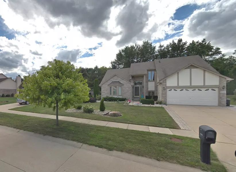 41579 VANCOUVER Drive, Sterling Heights, MI 48314 4161