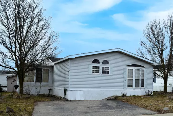 137 SCARLET OAK LANE, Oxford, MI 48371