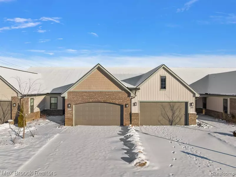 1521 Tribute Drive, Bloomfield Village, MI 48304
