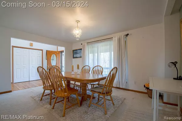 Holly, MI 48442 2019,14437 VANESSA Drive