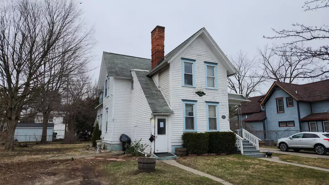 130 GRAND Avenue, Mount Clemens, MI 48043 5573