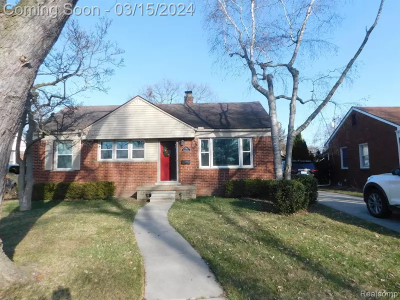 4710 ELMWOOD Avenue, Royal Oak, MI 48073 1549