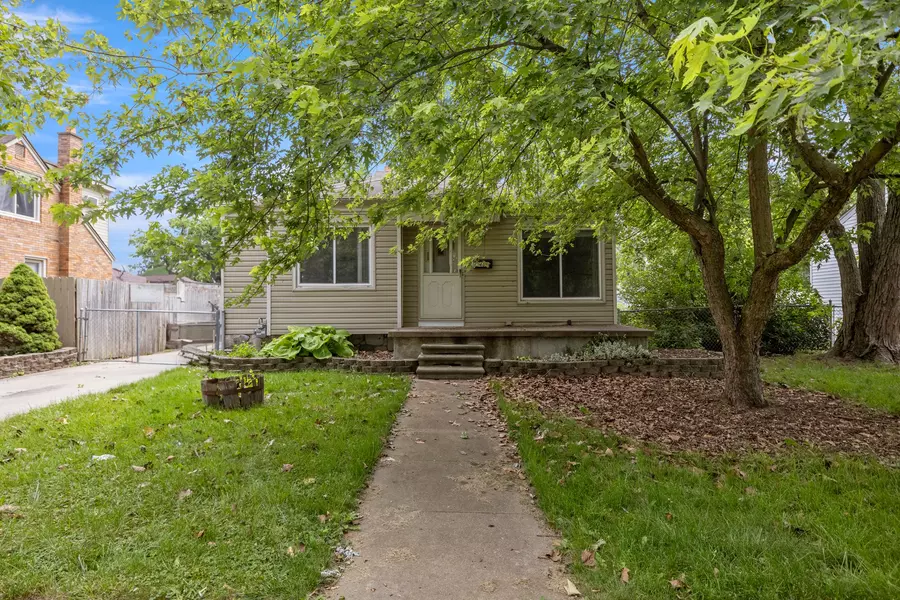 2481 APPLEWOOD Avenue, Lincoln Park, MI 48146 3017