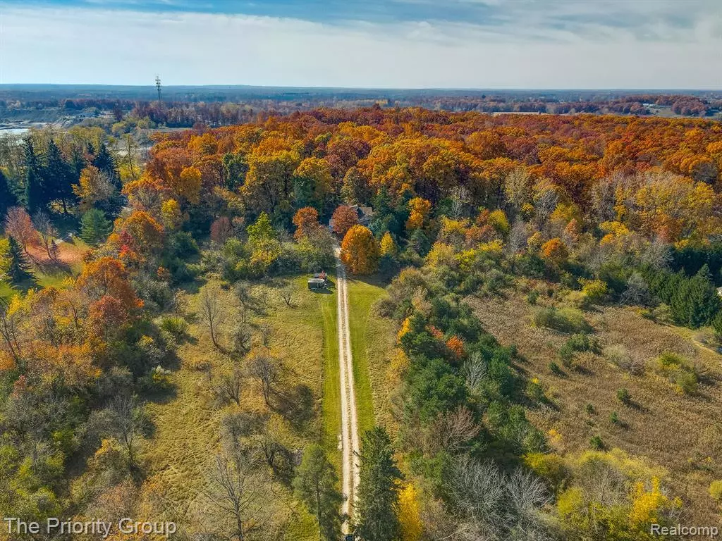 Holly, MI 48442,11620 DIXIE Highway