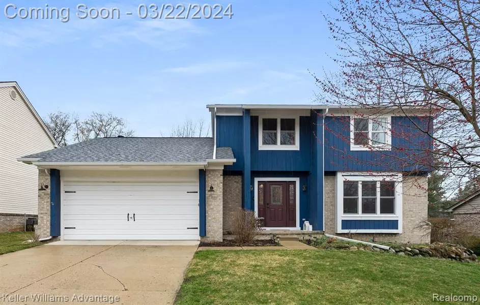 1742 WEYHILL Drive, Wixom, MI 48393 1155