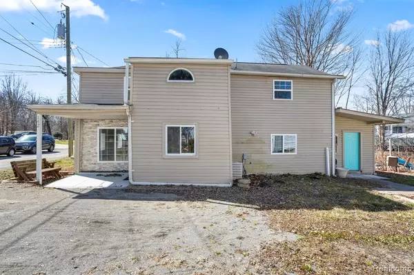 Novi, MI 48377 1804,142 EUBANK Street