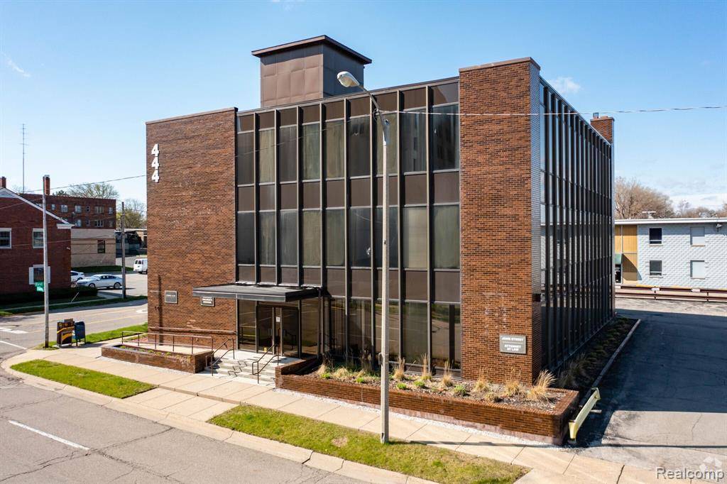 444 CHURCH Street, Flint, MI 48502 1324