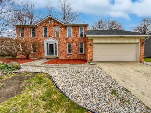 21850 SHADYBROOK Drive,  Novi,  MI 48375 5151