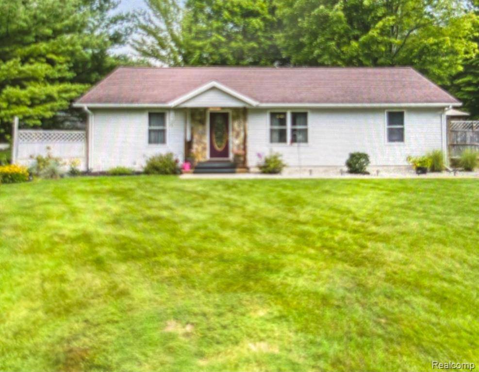 1081 E 98TH Street, Grant, MI 49327 8742