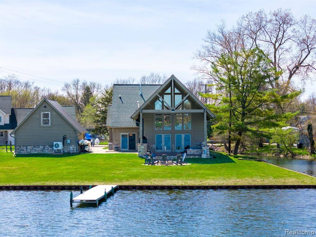 294 HARVARD Drive, Howell, MI 48843 1740