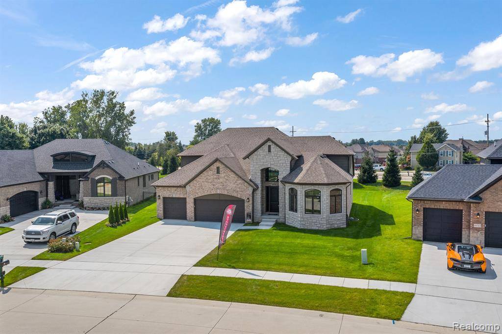 Macomb, MI 48044 6430,45190 TWIN RIVER Drive