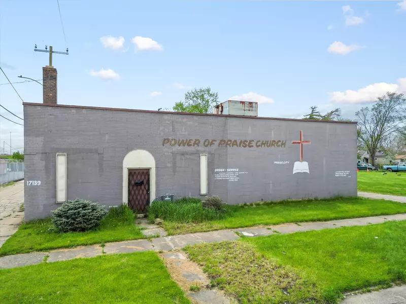 17137 RIOPELLE Street, Detroit, MI 48203 2435