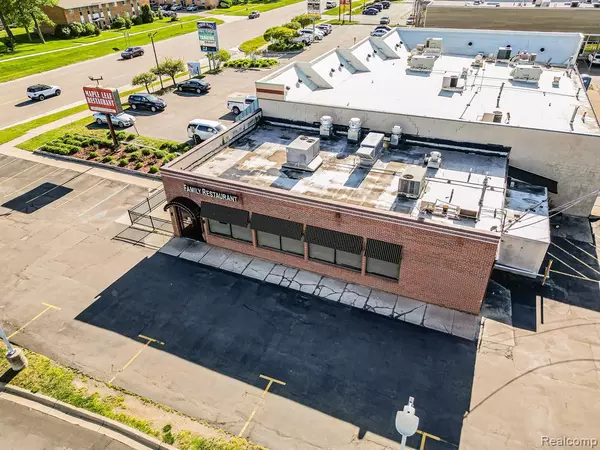 Troy, MI 48084 5434,110 W MAPLE Road