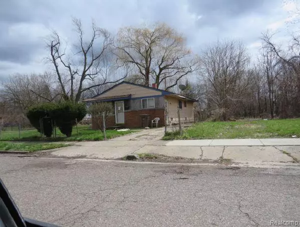 Pontiac, MI 48341 2571,493 LUTHER Avenue