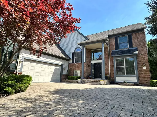 18137 CASCADE Drive, Northville, MI 48168 3289