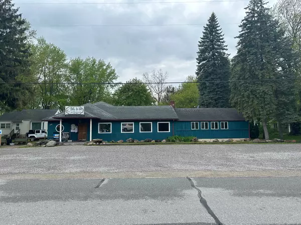 7933 LAKESHORE Road, Burtchville, MI 48059 1634