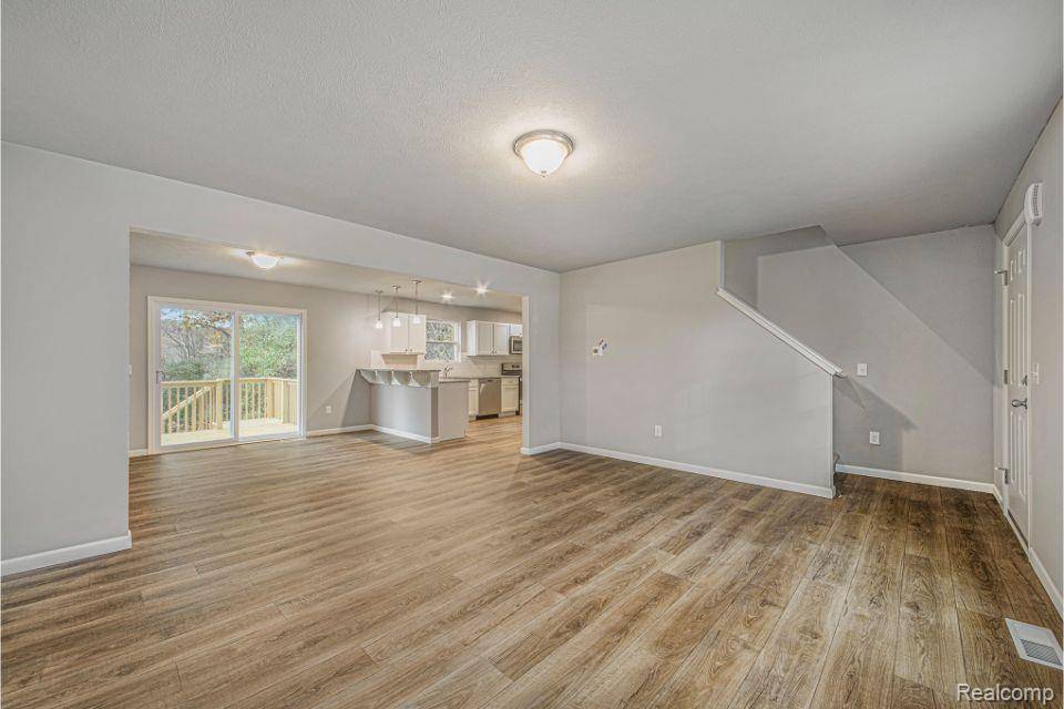 Manchester, MI 48158 8586,206 GLENWOOD Circle