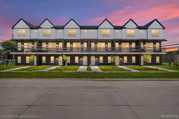 317 E. Irving, Madison Heights, MI 48084