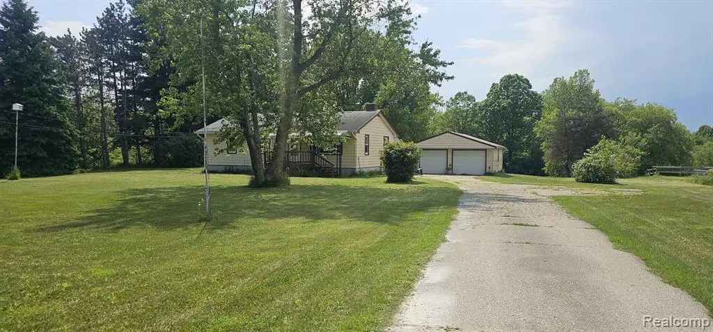 375 Scott Road, Kimball, MI 48074 4305