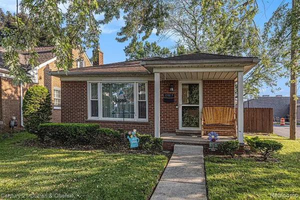 15817 ANGELIQUE Avenue, Allen Park, MI 48101 1931
