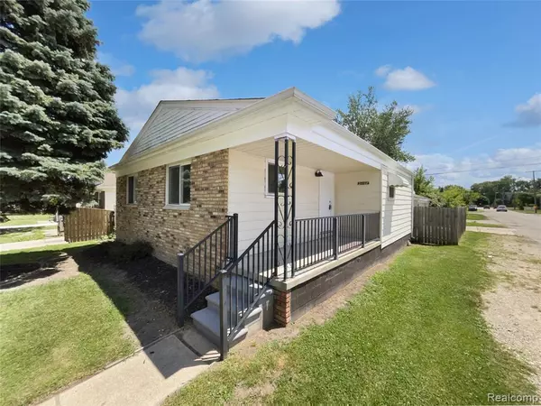 21108 VERMANDER Avenue, Clinton Township, MI 48035 3576