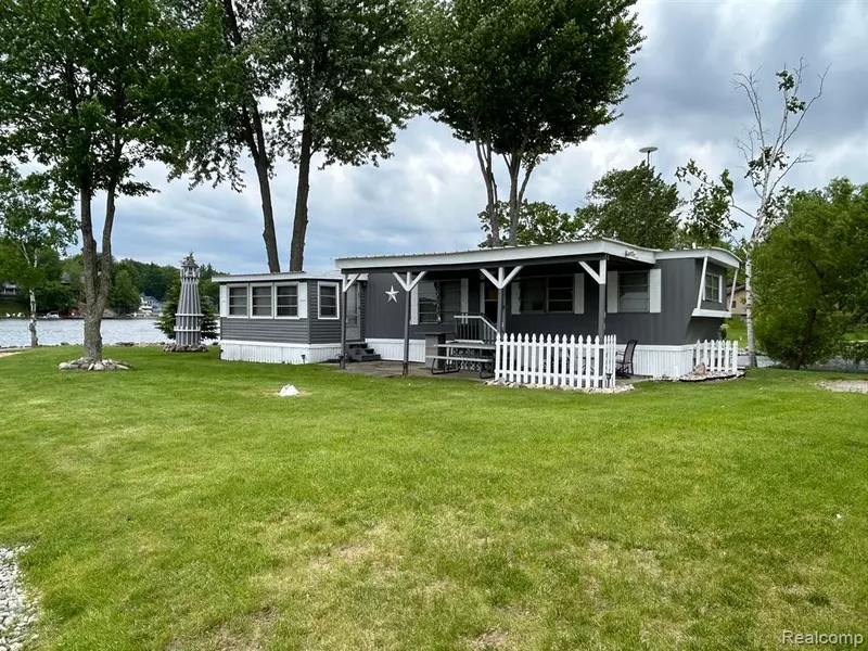 629 N CROOKED LAKE Drive, Lake, MI 48632 9059