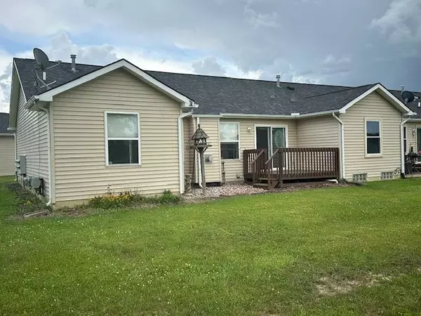 Capac, MI 48014 3739,111 QUAIL Ct