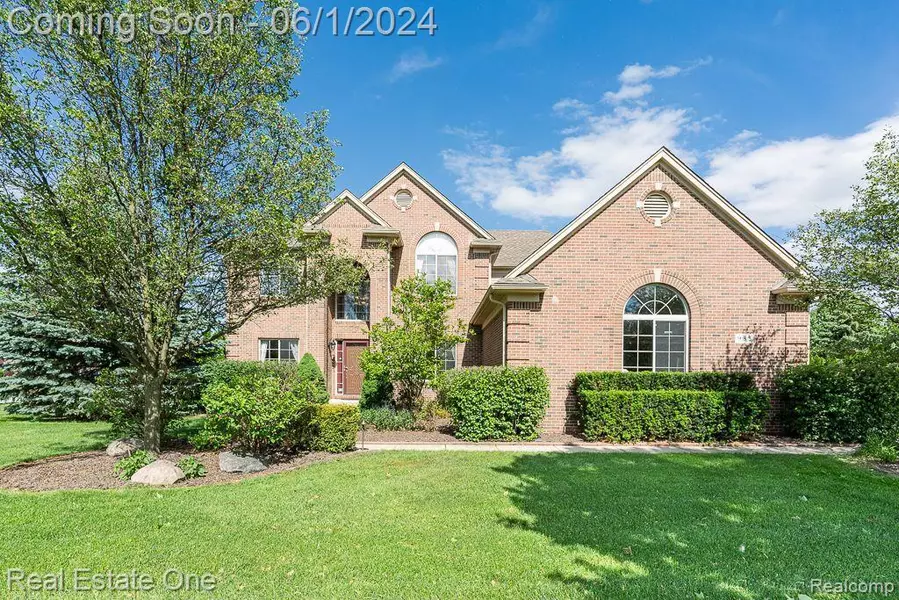 985 Monterey Lane, Rochester Hills, MI 48307 5132