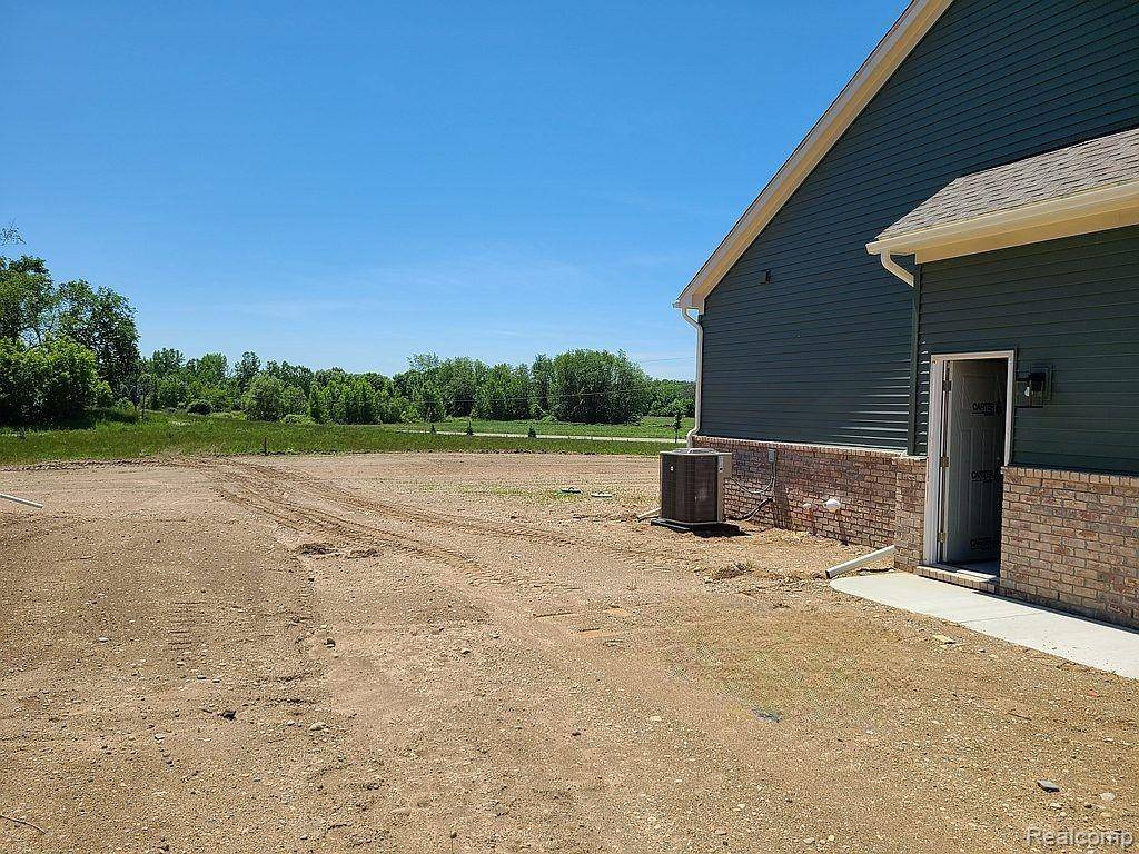 Clarkston, MI 48346,10008 QUARRY RIDGE Road